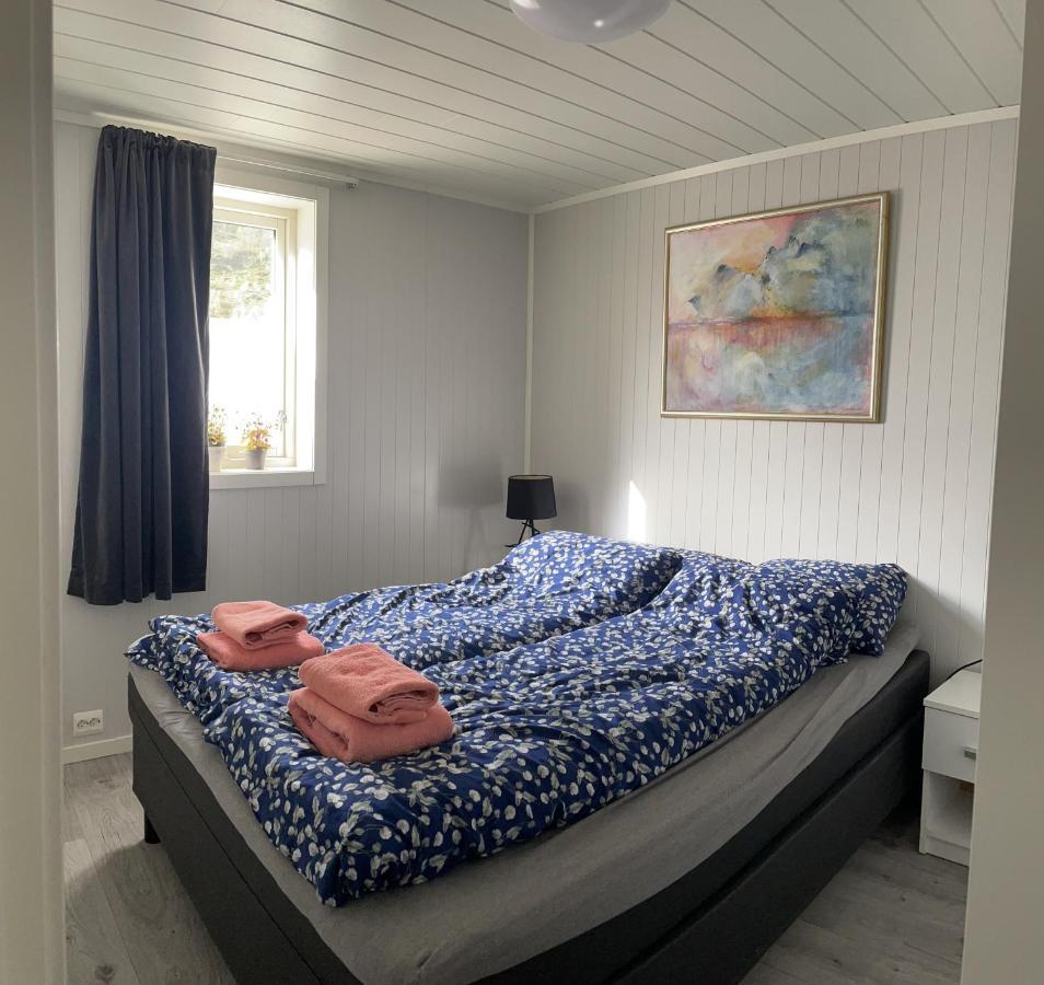 Luxurious Cabin By The Waterfront Лекнес Екстер'єр фото